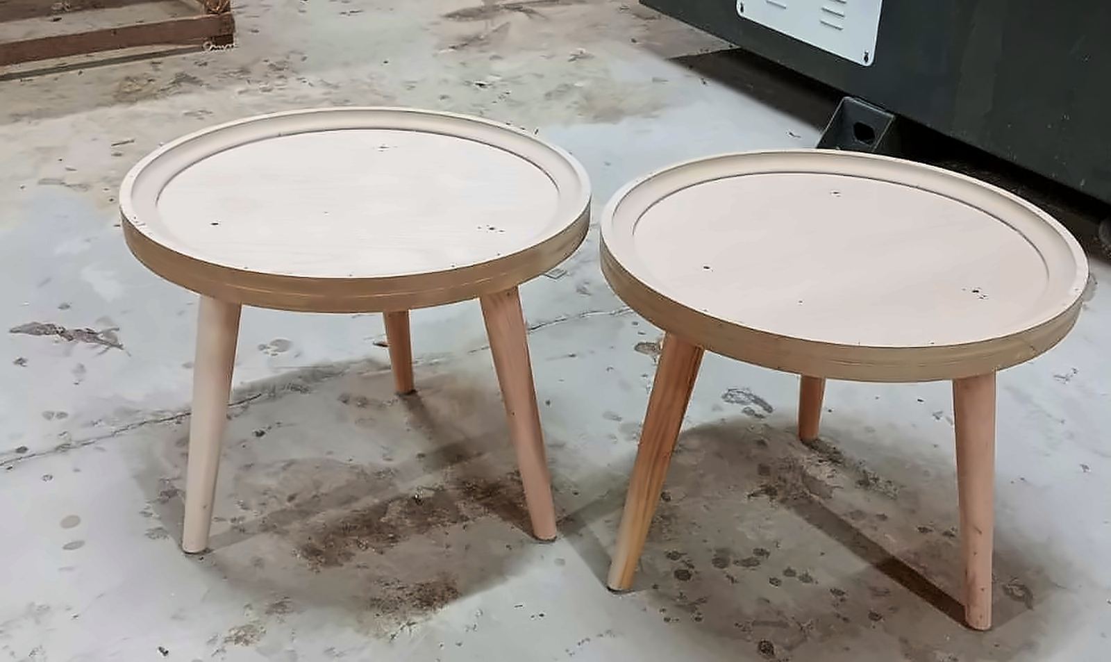 Tables by Maola Enterprise, Dhaka